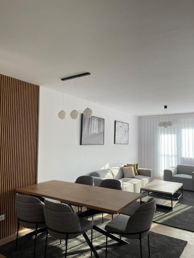 Airstay Priştine Dış mekan fotoğraf