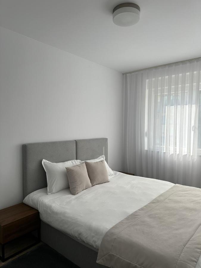 Airstay Priştine Dış mekan fotoğraf