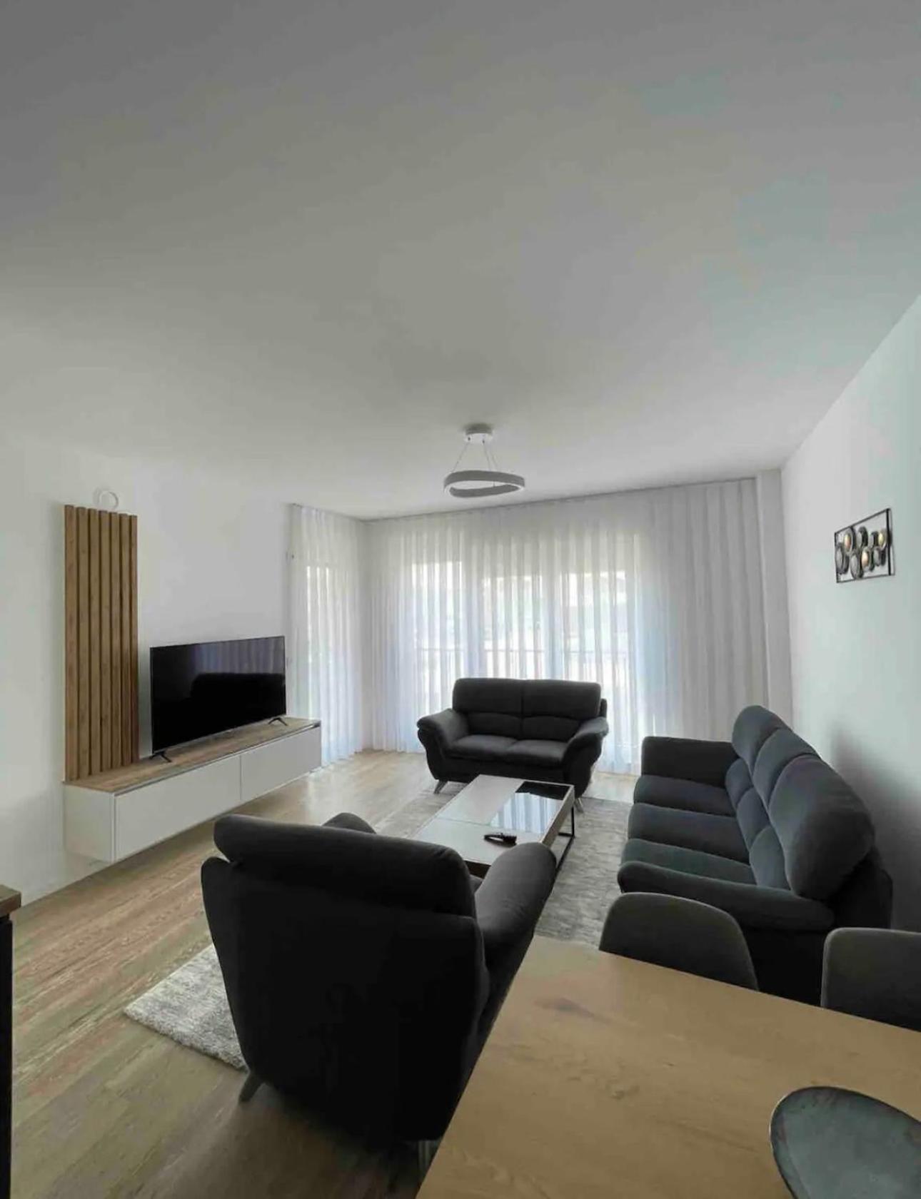 Airstay Priştine Dış mekan fotoğraf