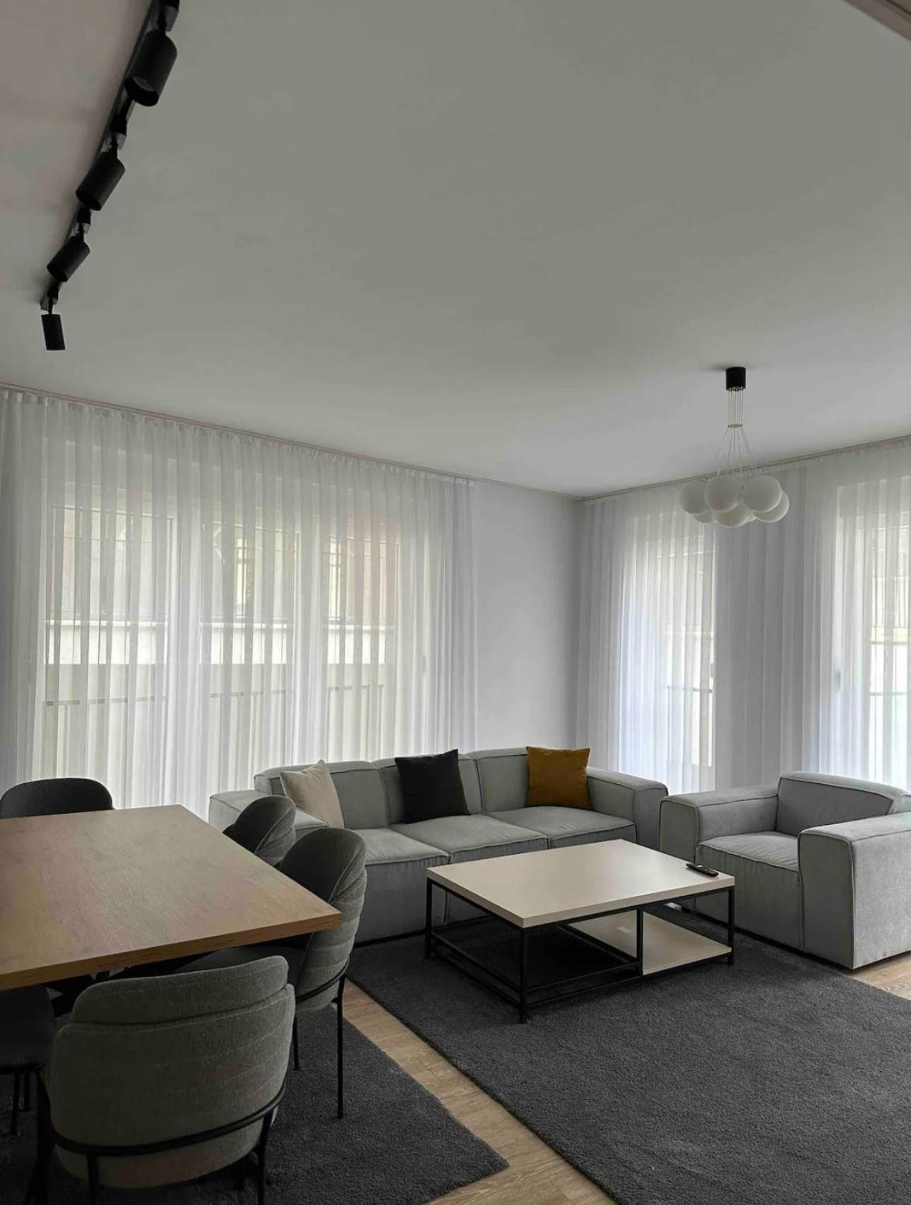 Airstay Priştine Oda fotoğraf