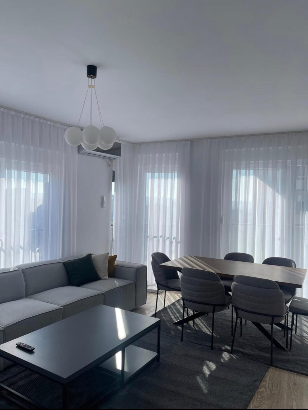 Airstay Priştine Dış mekan fotoğraf
