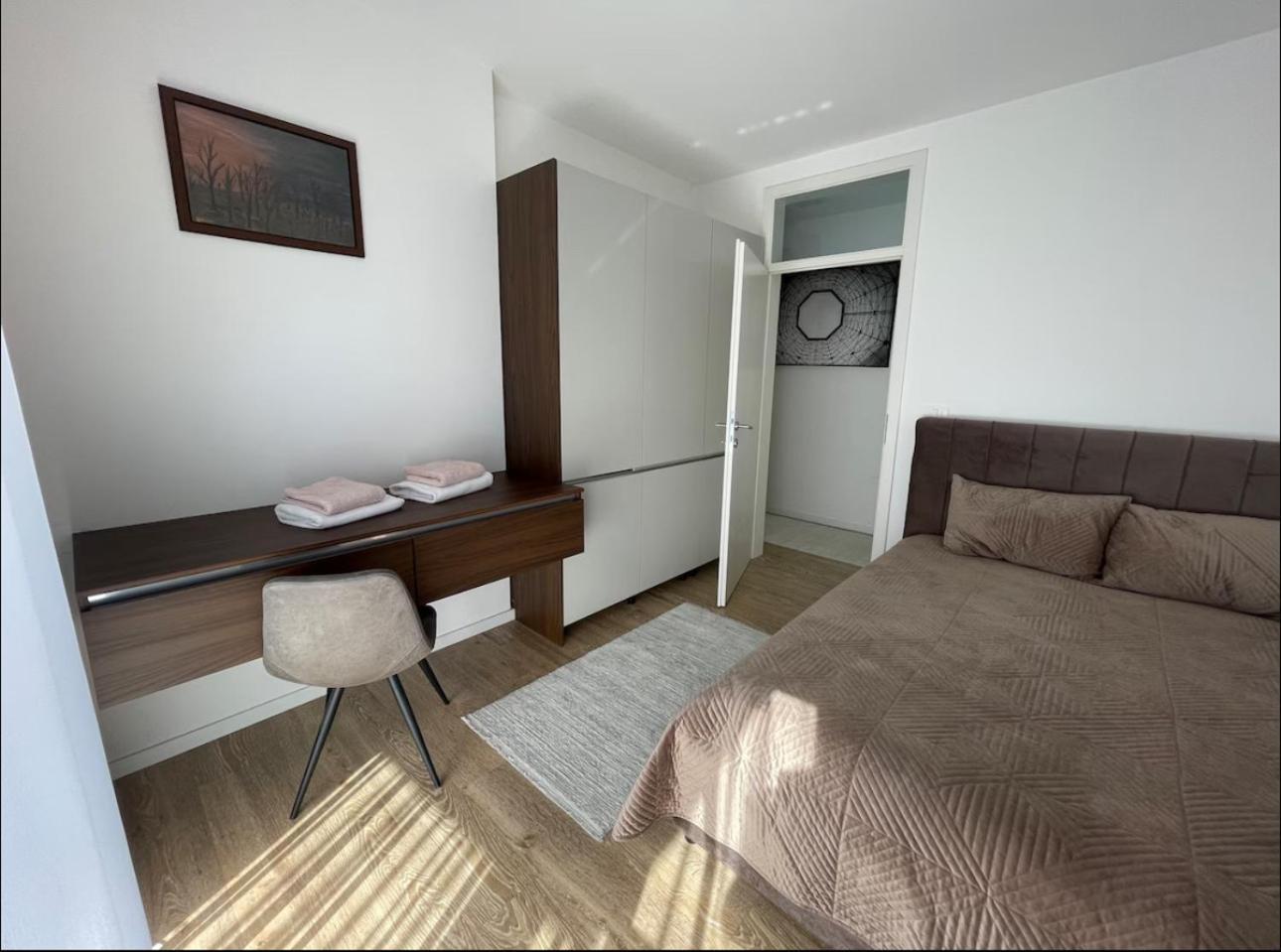Airstay Priştine Oda fotoğraf